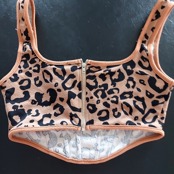 Leopard Print Corset Top - Picture 2 of 3
